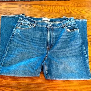 Abercrombie & Fitch ankle straight ultra high rise jeans size 16 never worn